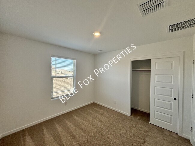 Building Photo - 10253 W Sumullen St