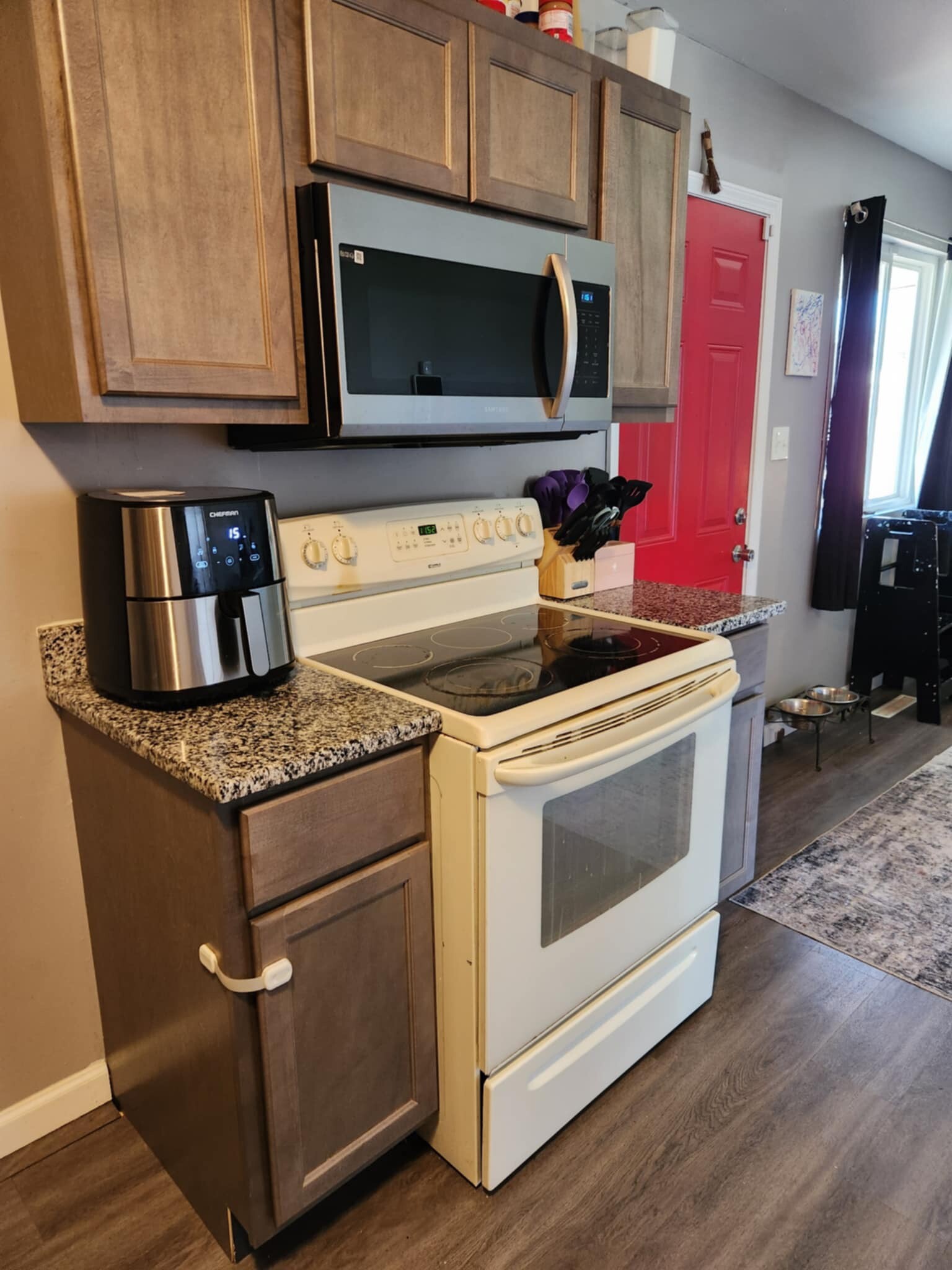 Kitchen - 2915 Parsons Ave