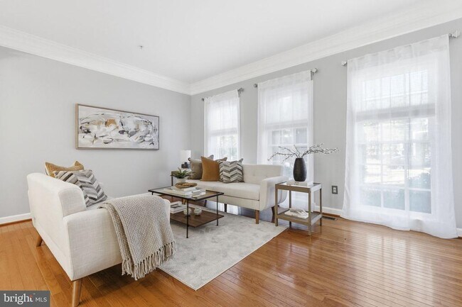 Building Photo - 7996 Reserve Way