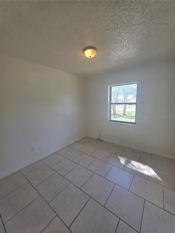 Building Photo - 4995 NE 27th Ct