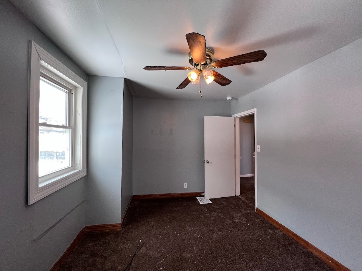 Building Photo - 303 Ohio Ave