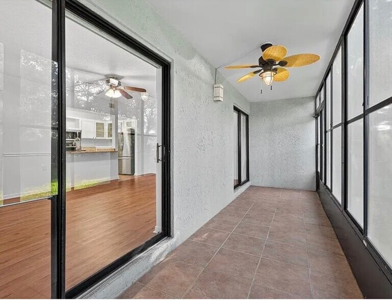 Building Photo - 19 Alcira Ct