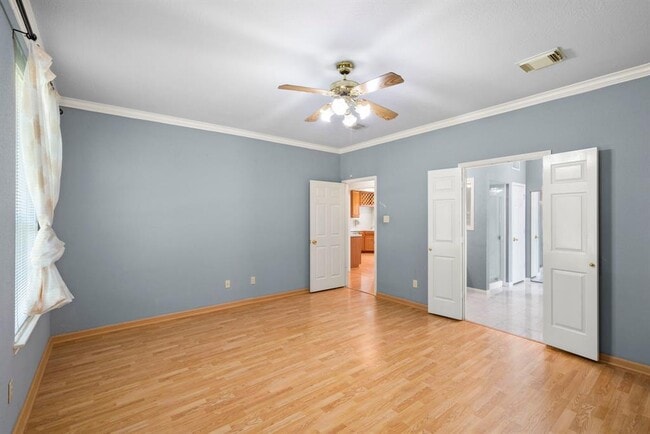 Building Photo - 12819 Orchard Hollow Way