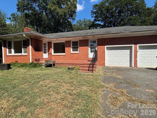 Building Photo - 6038 Preston Ln
