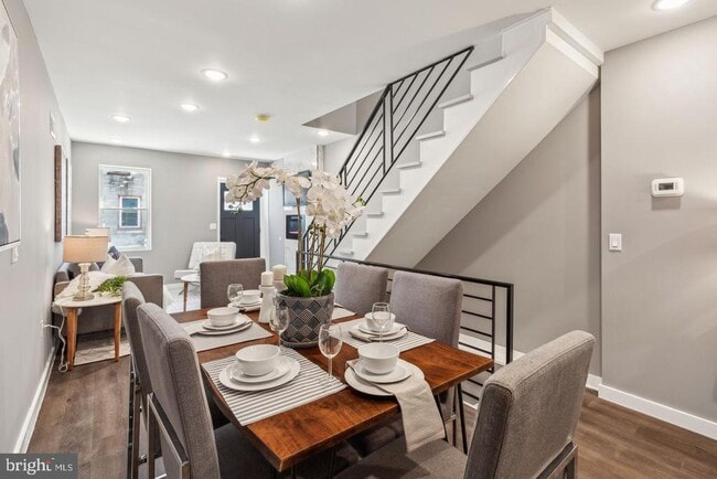 Building Photo - 2536 N Lee St