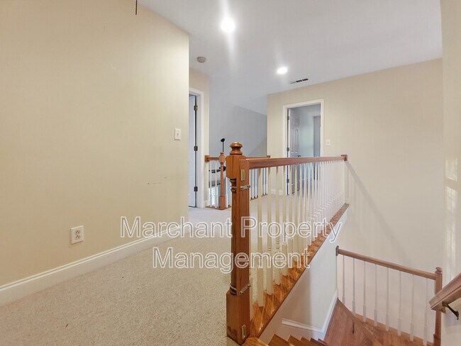 Building Photo - 11 Tupelo Ct