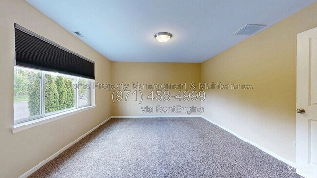 Building Photo - 9495 Northwest Ember Lane