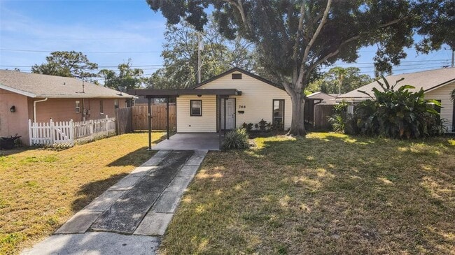 Building Photo - 766 91st Ave N