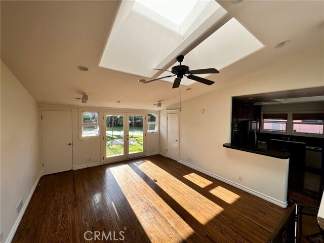 Building Photo - 342 Camino de las Colinas