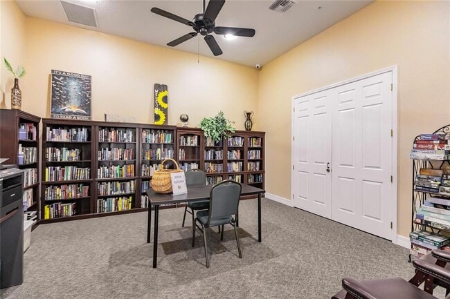 Building Photo - 25535 Heritage Lake Blvd