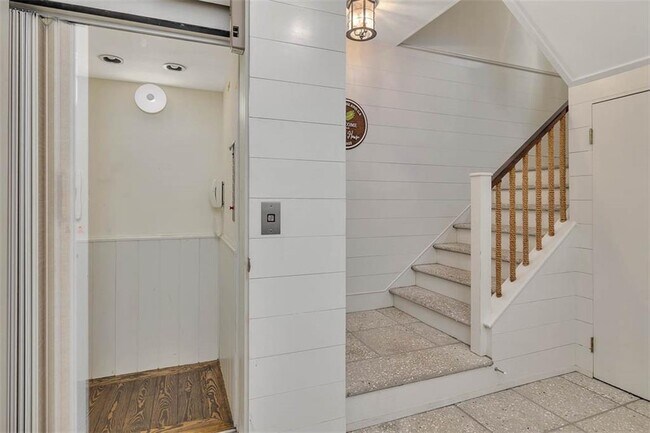 Building Photo - 17 Sea Oats Ln