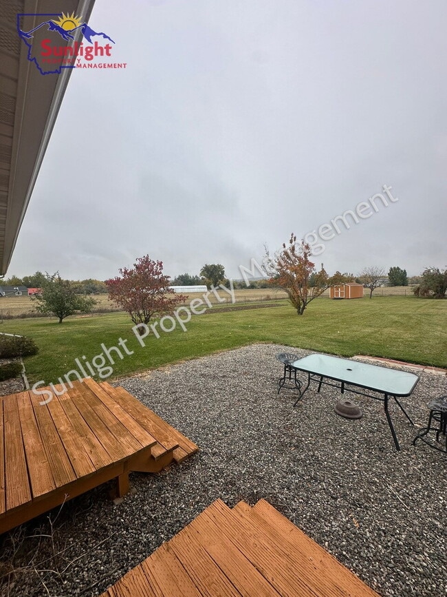 Building Photo - Charming Country Home with Bonus Room and ...