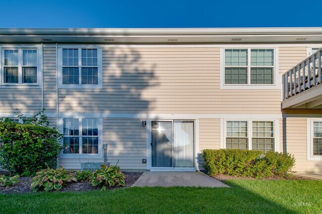 Building Photo - 224 Chesterfield Ct