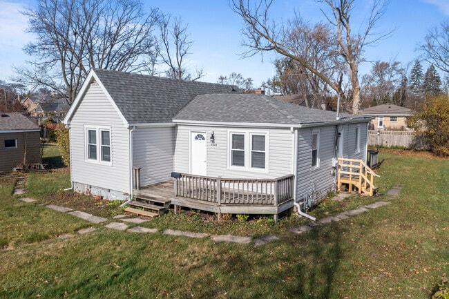 Building Photo - 3614 Linneman St