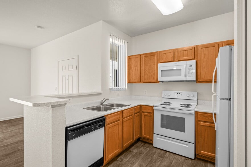 Building Photo - ARIUM at Highlands Ranch