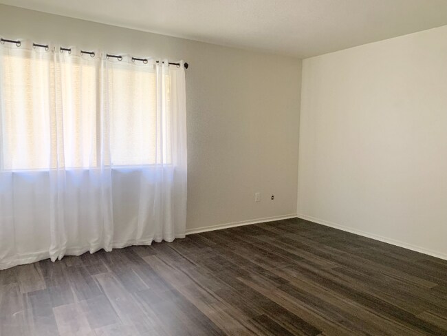 Building Photo - 13 Del Prado Cir