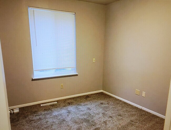 Building Photo - 4125 N Carefree Cir
