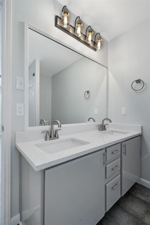 Building Photo - 6300 Crumley Ln