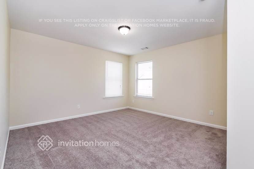 Building Photo - 3467 Rosebud Park Dr