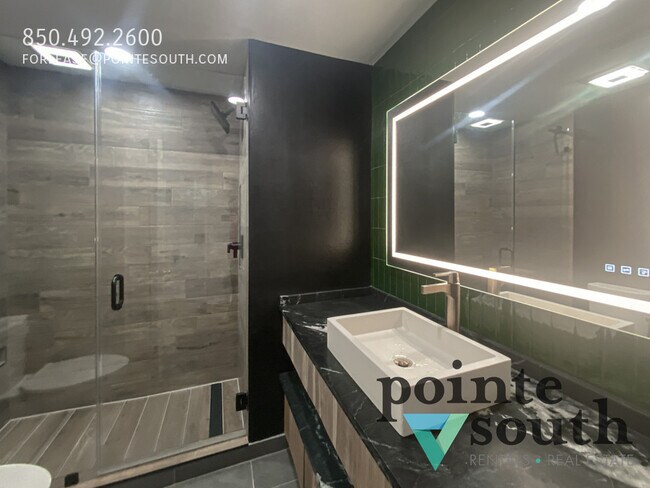 Building Photo - 9678 Westgate Cir