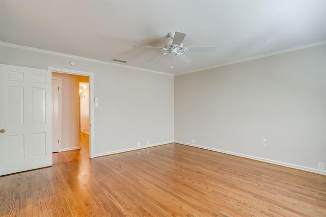 Building Photo - 2400 Winton Terrace W