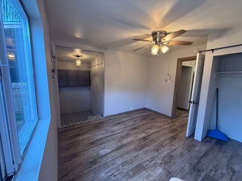 Building Photo - 2661 Newell St