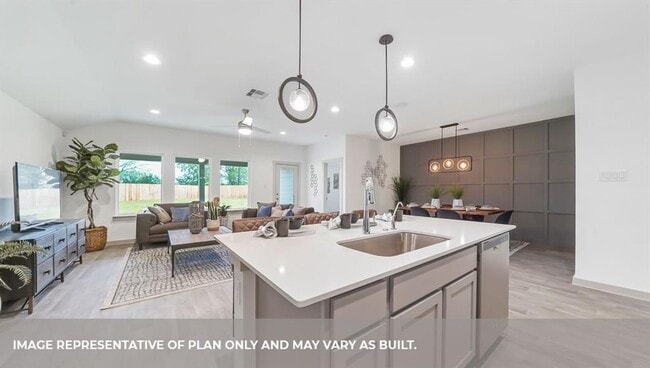 Building Photo - 7718 Cattleman Vly Dr