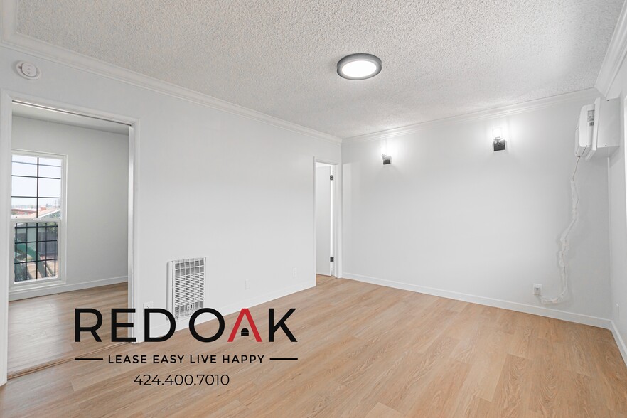 Building Photo - 1540 W 145th St
