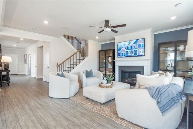 Building Photo - 6180 Misty Hill Ln