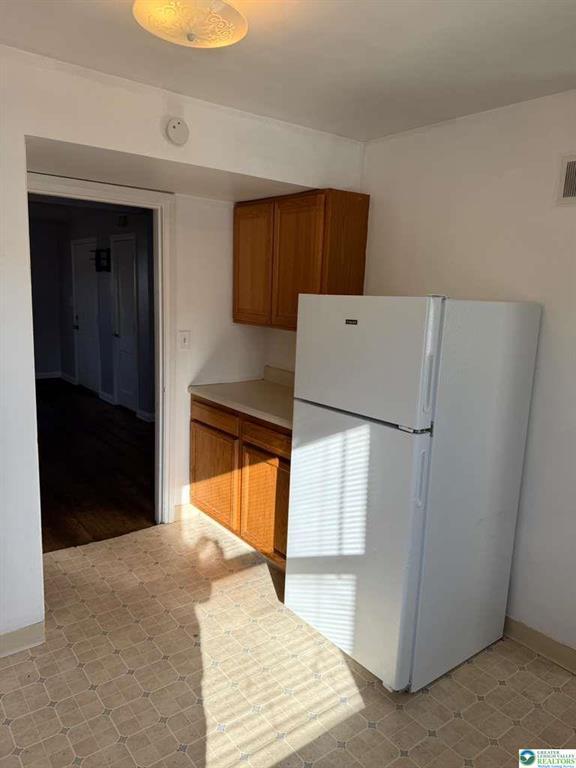 Building Photo - 240 Palmer St