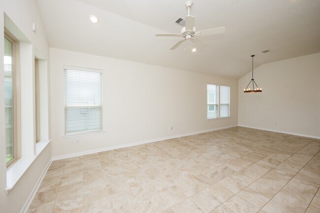 Building Photo - 4614 Westgreen Rdg Rd
