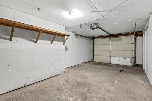 Building Photo - 16601 Eldorado St NW