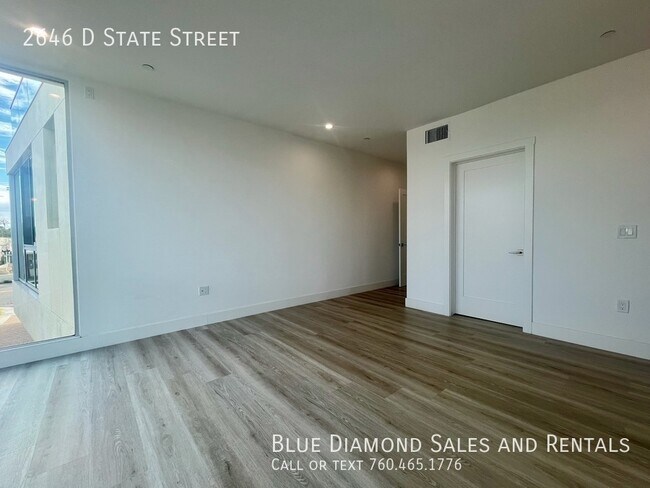 Building Photo - 2646 State St