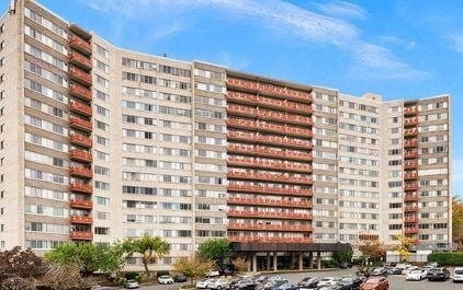Building Photo - 5340 Holmes Run Pkwy