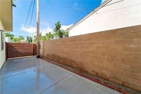 Building Photo - 1620 S Glendora Ave