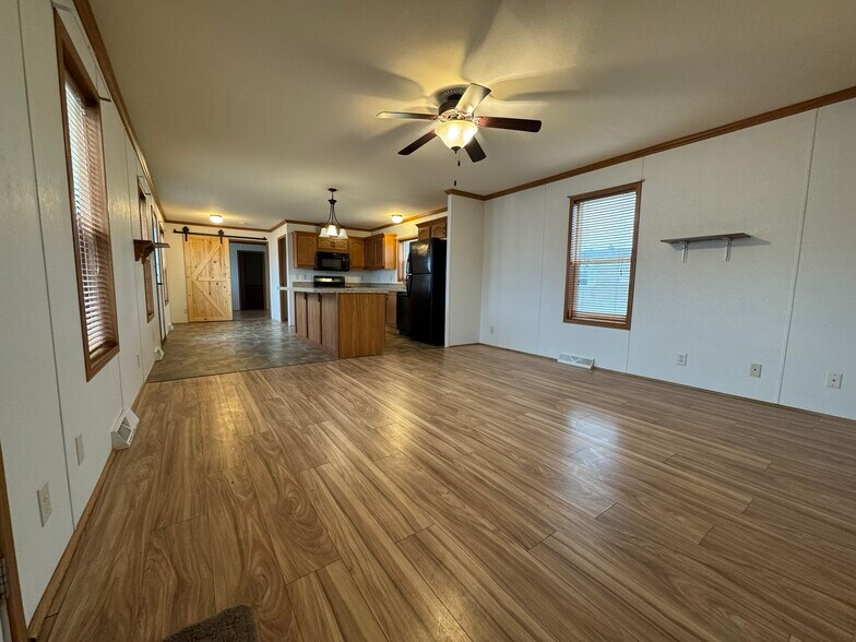 Building Photo - 2022 Mockingbird Pl NW