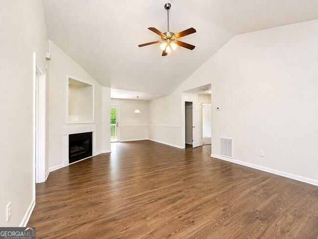 Building Photo - 1104 Driftwood Ct