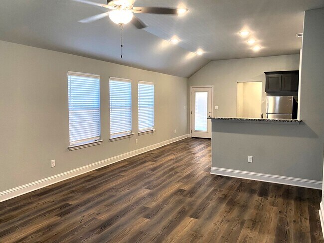 Building Photo - NEW BUILD FOR LEASE IN "THE GROVE" IN SHER...