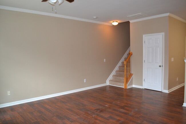 Building Photo - 11710 Mezzanine Dr