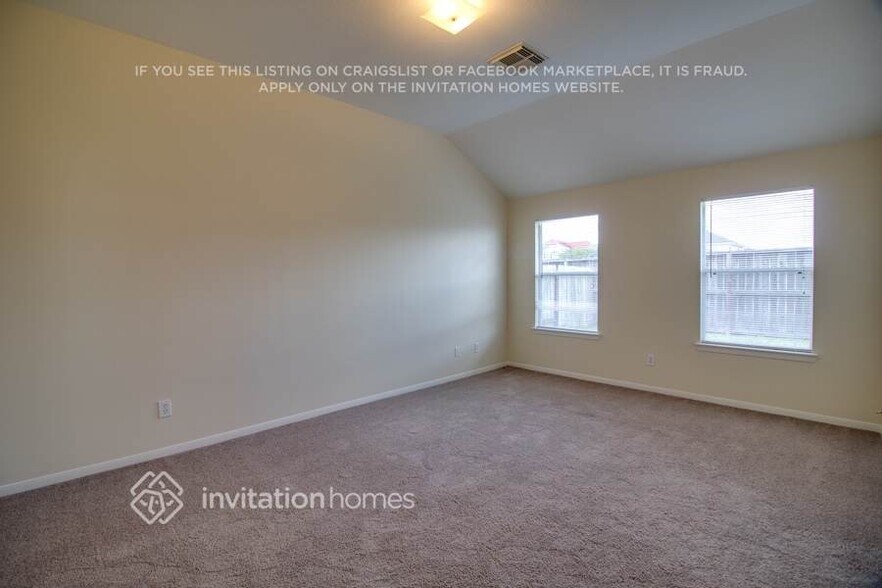Building Photo - 6627 Gorton Dr