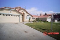 Building Photo - 3-Bedroom Home In Southwest!