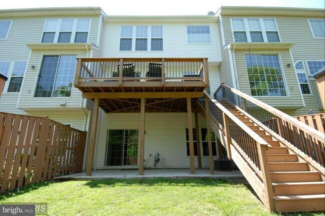 Building Photo - 22706 Simonet Blanc Terrace