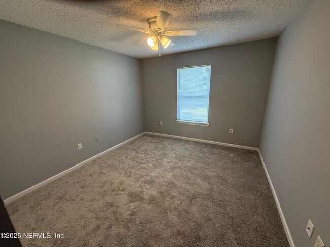 Building Photo - 2742 Secret Harbor Dr