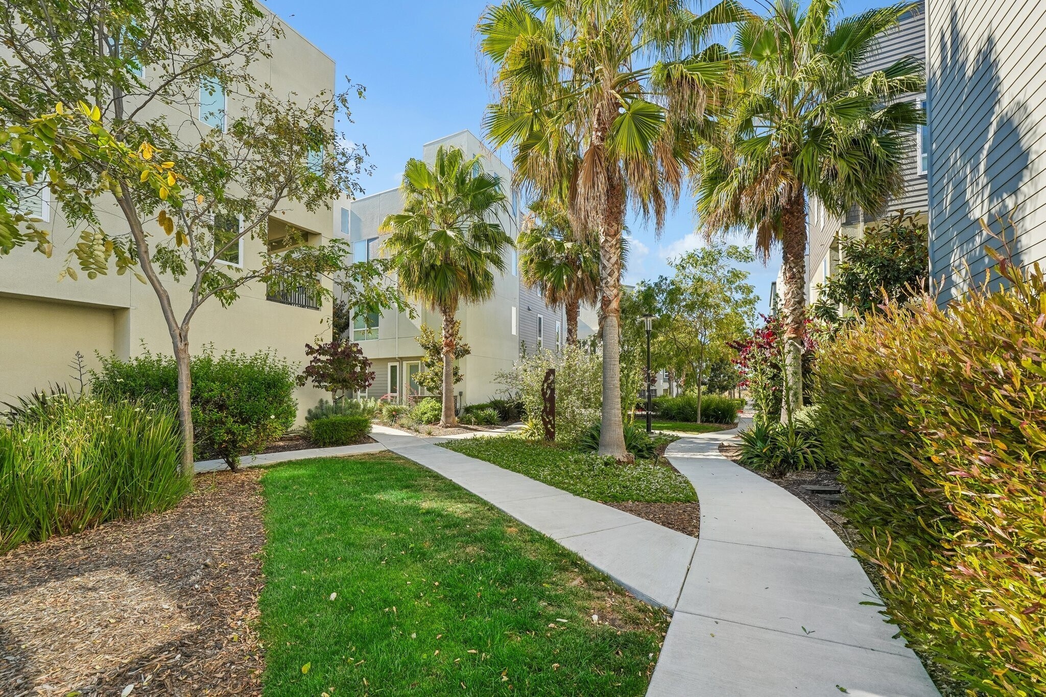 Building Photo - 1580 Wright Ave