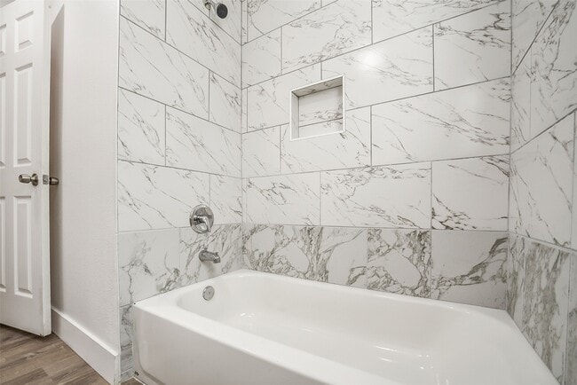 Building Photo - 307 Penick Rd