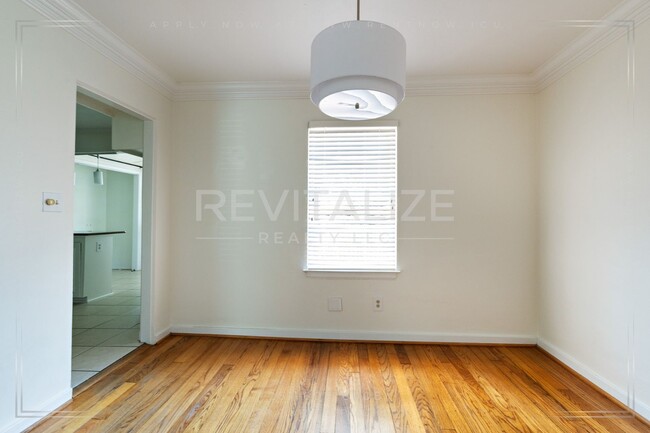 Building Photo - Beautiful 2 Bedroom/1 Bathroom in Springhi...