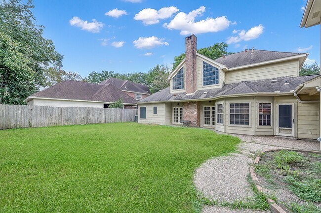 Building Photo - 1807 Brookchester Dr