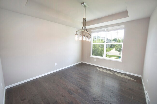 Building Photo - 7850 W Mourning Dove Ln
