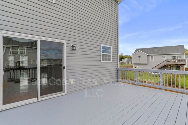 Building Photo - 38 Envy Ct