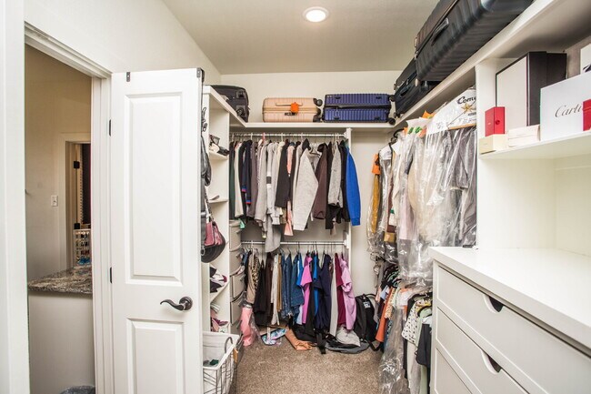 Building Photo - Spacious modern home in Lubbock-Cooper ISD!